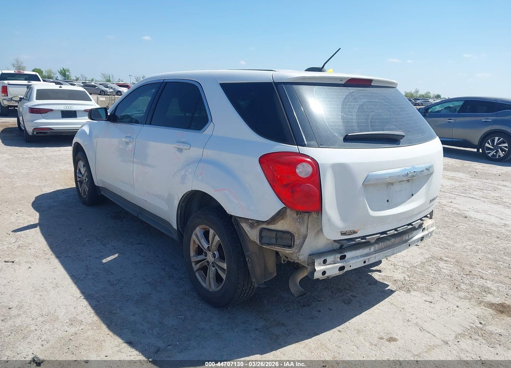 2015 CHEVROLET EQUINOX LS VIN: 1GNALAEK0FZ113843