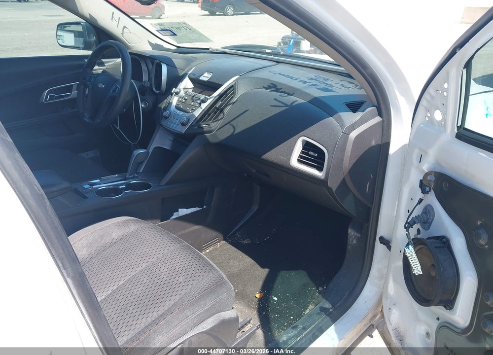 2015 CHEVROLET EQUINOX LS VIN: 1GNALAEK0FZ113843