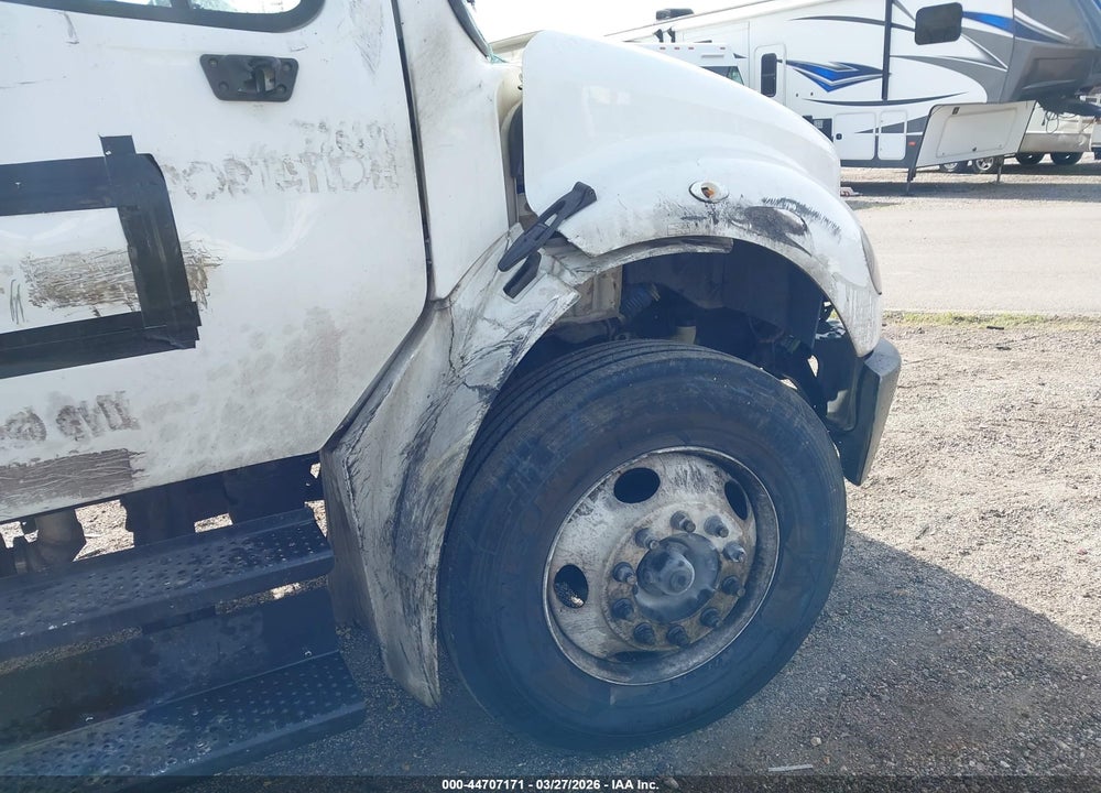 2017 FREIGHTLINER M2 106 VIN: 1FVACWDU2HHHN9782