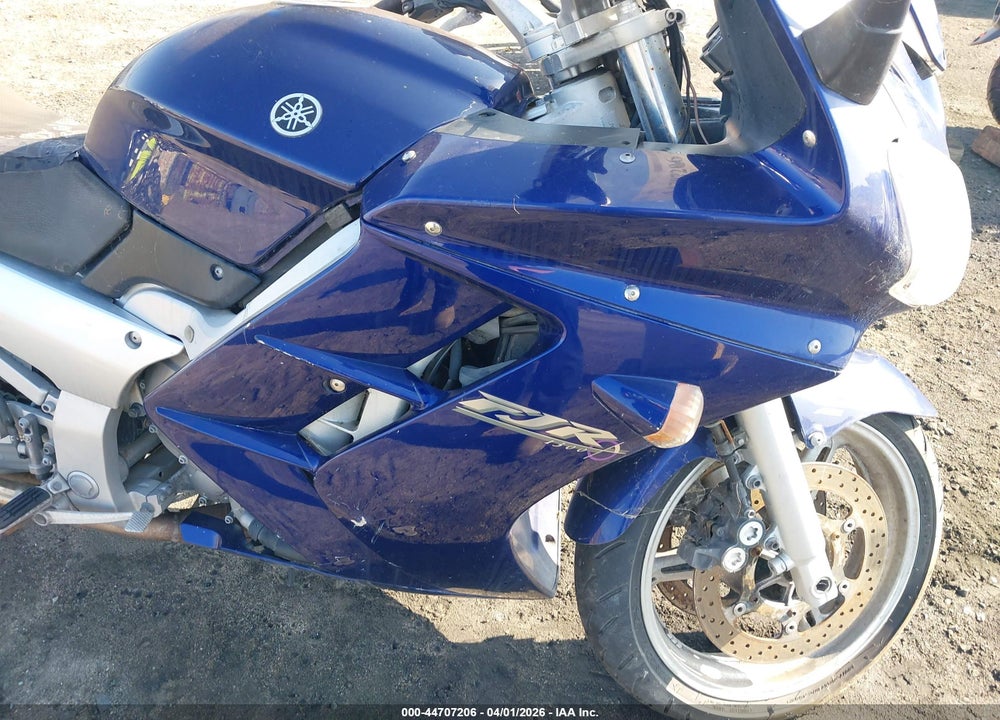 2005 YAMAHA FJR1300 AC VIN: JYARP09Y85A000269