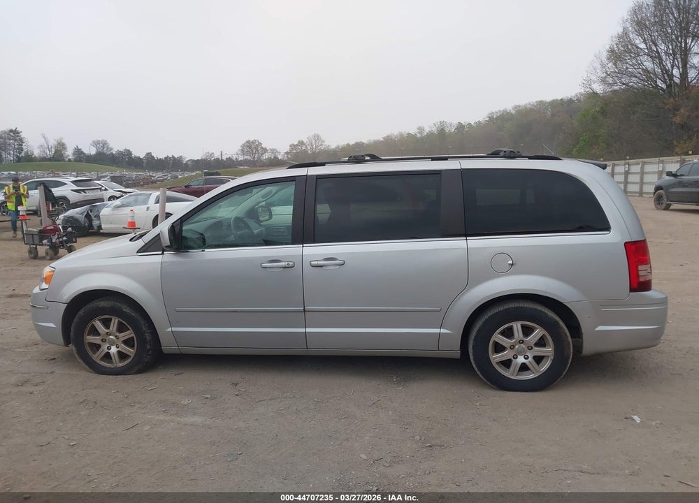 2008 CHRYSLER TOWN & COUNTRY TOURING VIN: 2A8HR54P08R613386