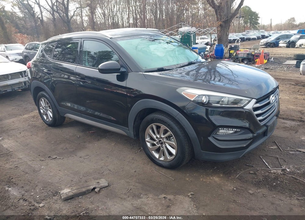 2017 HYUNDAI TUCSON SE VIN: KM8J3CA41HU263824