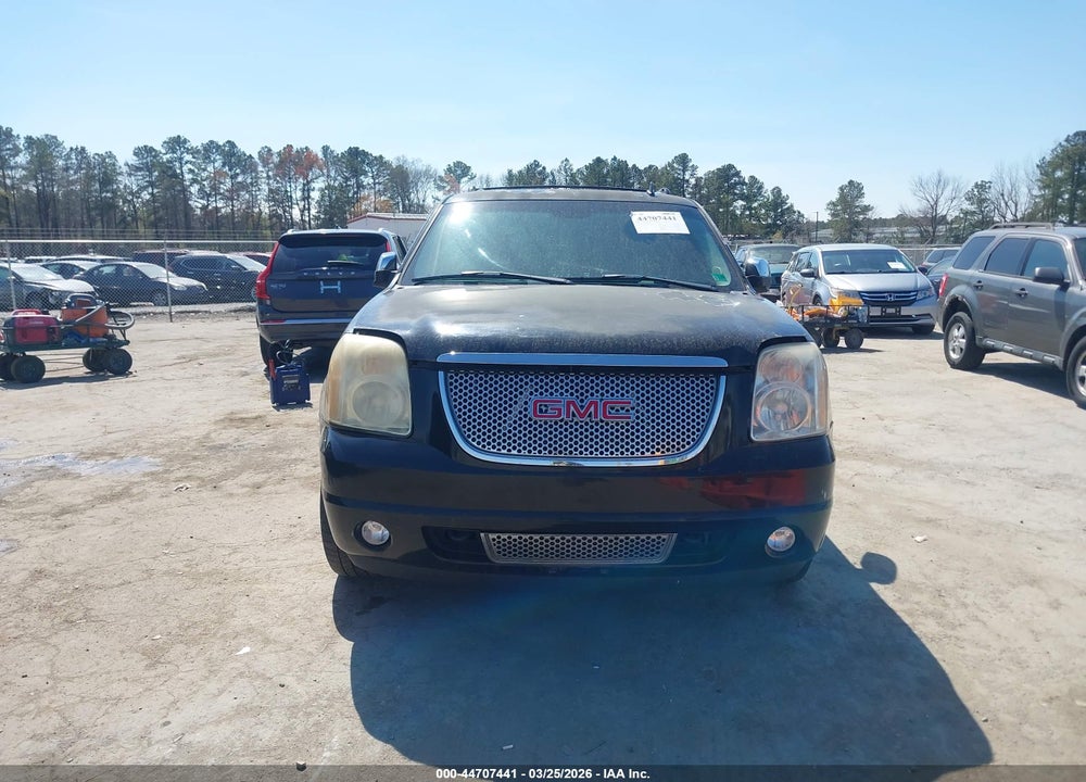 2007 GMC YUKON XL 1500 DENALI VIN: 1GKFK66877J183006
