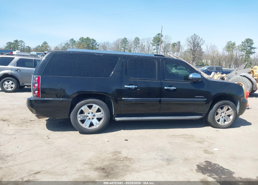 2007 GMC YUKON XL 1500 DENALI VIN: 1GKFK66877J183006