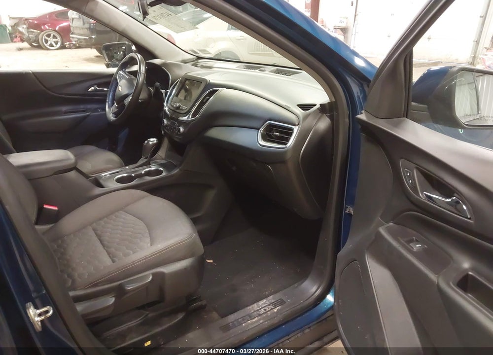 2019 CHEVROLET EQUINOX LT VIN: 2GNAXKEV0K6226847
