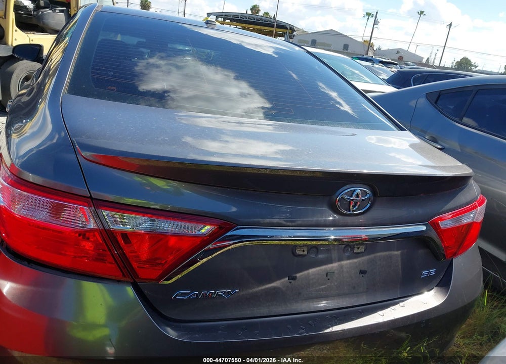 2016 TOYOTA CAMRY SE VIN: 4T1BF1FK0GU212210