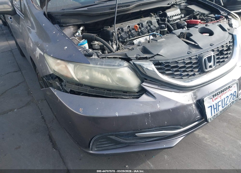 2015 HONDA CIVIC LX VIN: 19XFB2F53FE204956