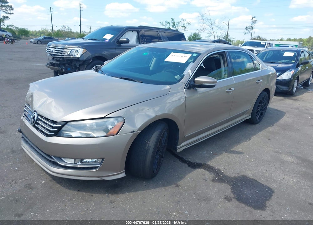 2015 VOLKSWAGEN PASSAT 3.6L V6 SEL PREMIUM VIN: 1VWCM7A32FC005112