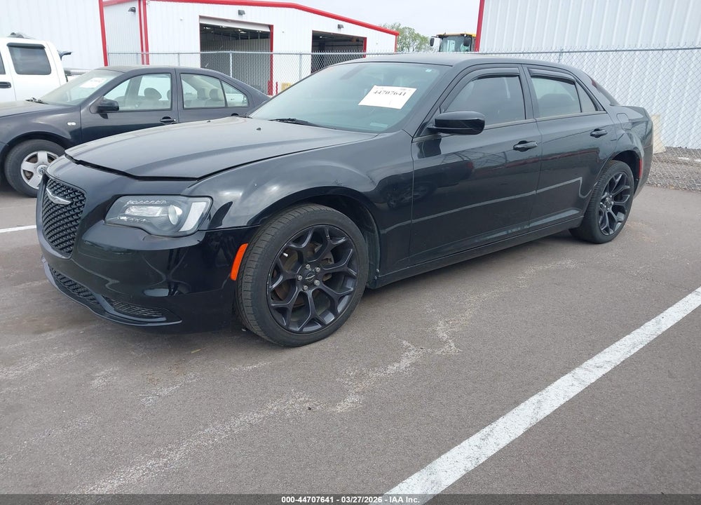 2019 CHRYSLER 300 TOURING VIN: 2C3CCAAG5KH610016
