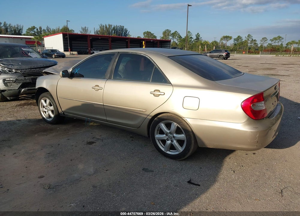 2003 TOYOTA CAMRY XLE VIN: 4T1BE32K73U744925