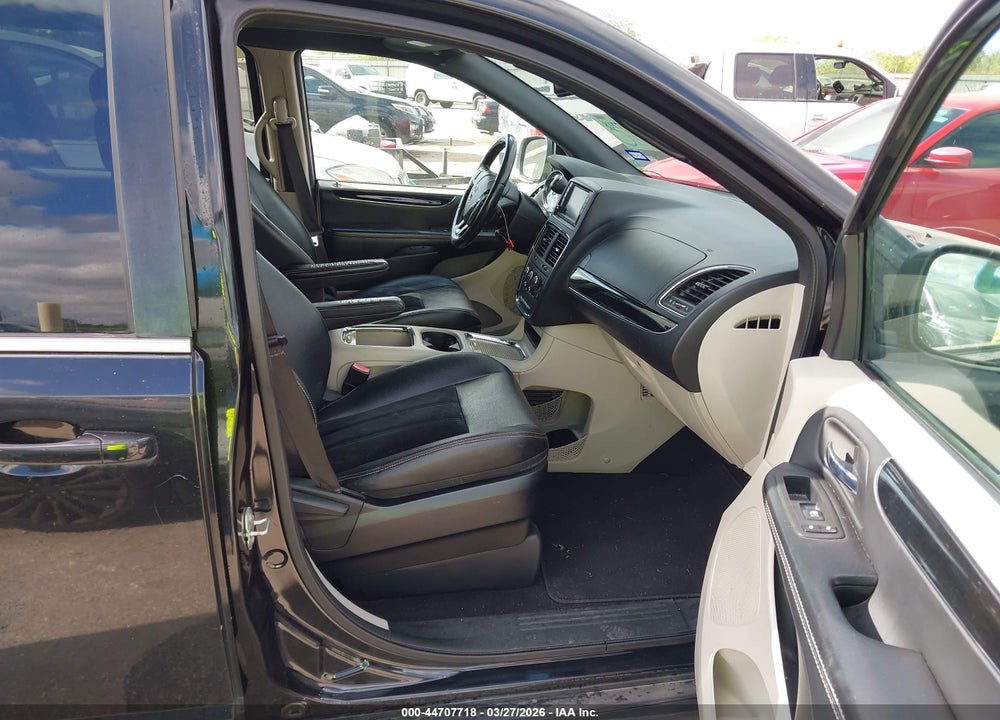2018 DODGE GRAND CARAVAN SXT VIN: 2C4RDGCG8JR265396
