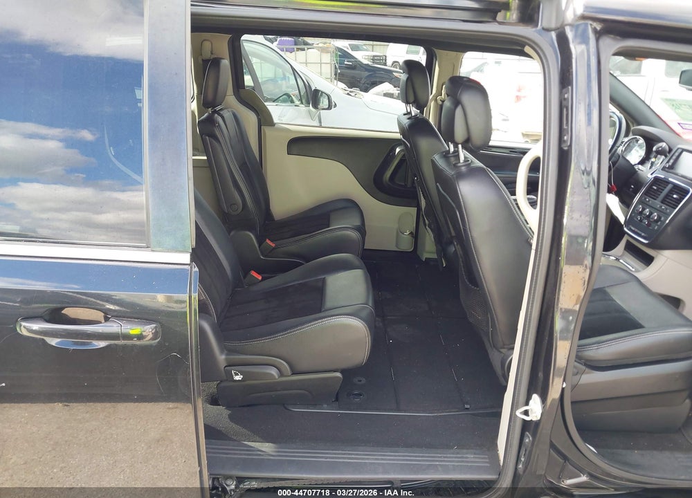 2018 DODGE GRAND CARAVAN SXT VIN: 2C4RDGCG8JR265396