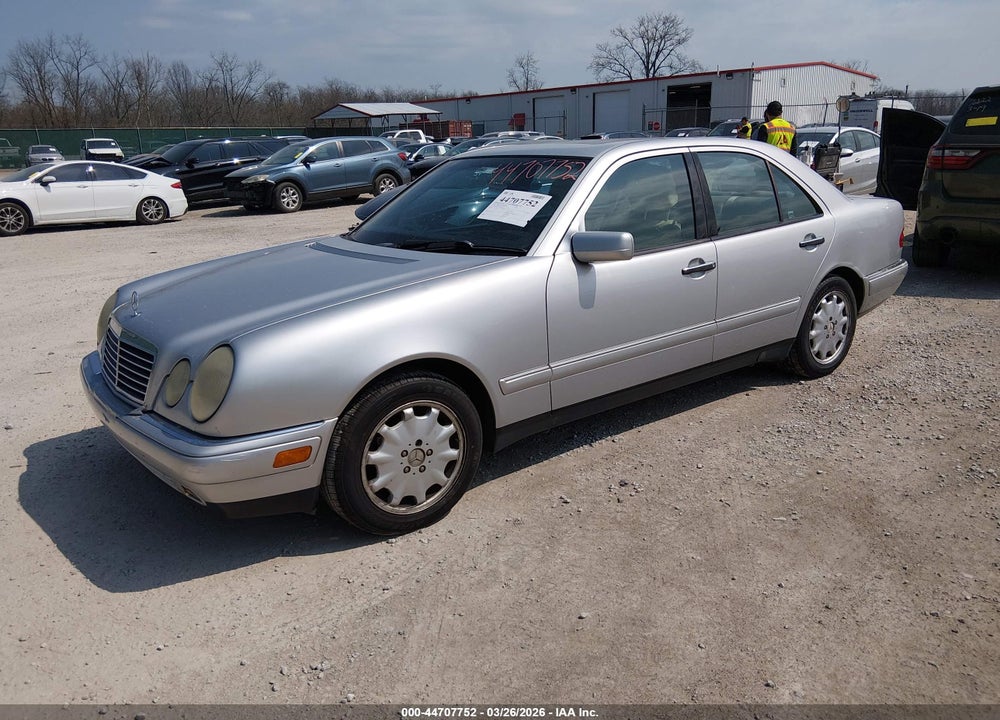 1998 MERCEDES-BENZ E 320 VIN: WDBJF65F3WA683140