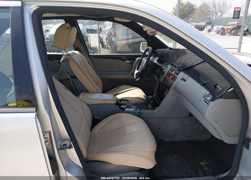 1998 MERCEDES-BENZ E 320 VIN: WDBJF65F3WA683140