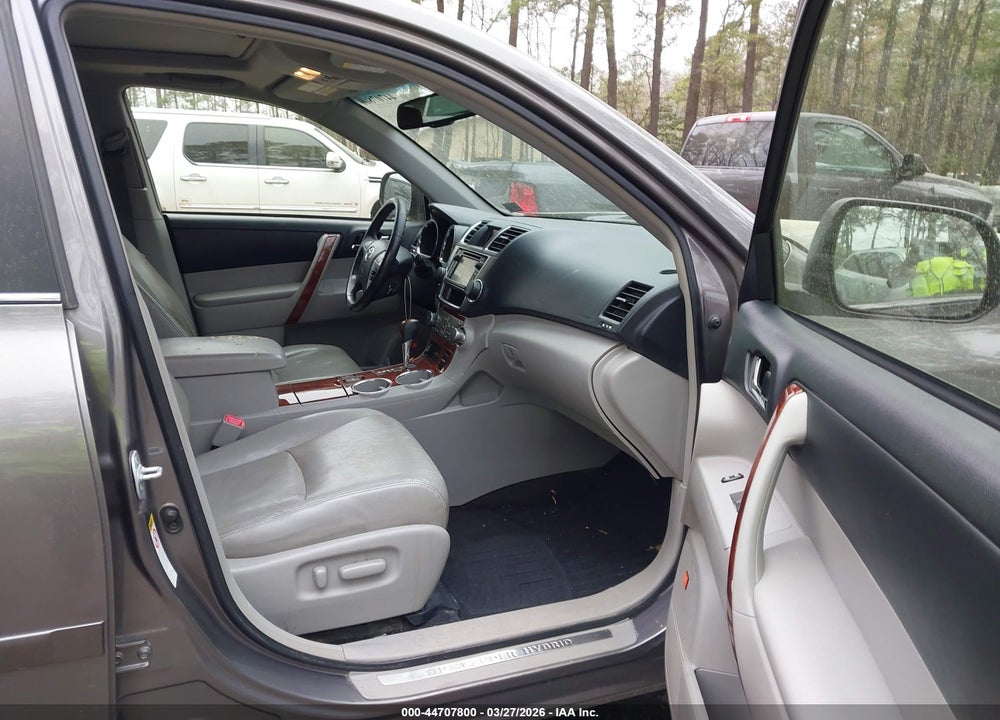 2013 TOYOTA HIGHLANDER HYBRID LIMITED V6 VIN: JTEDC3EH7D2018428
