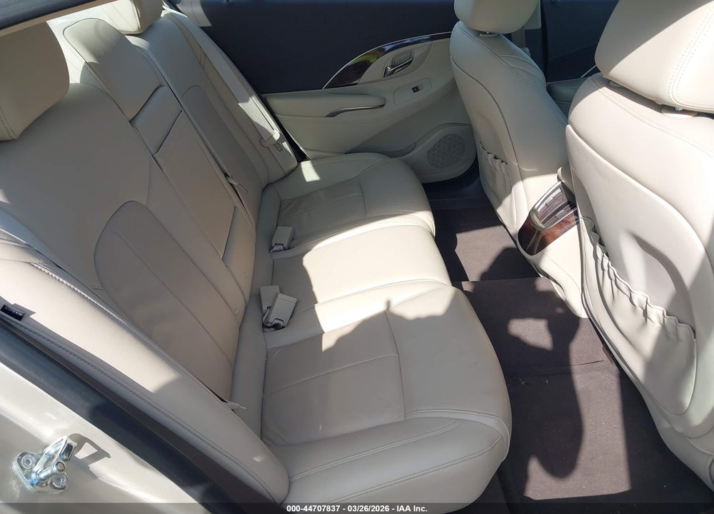 2016 BUICK LACROSSE LEATHER VIN: 1G4GB5G30GF111379