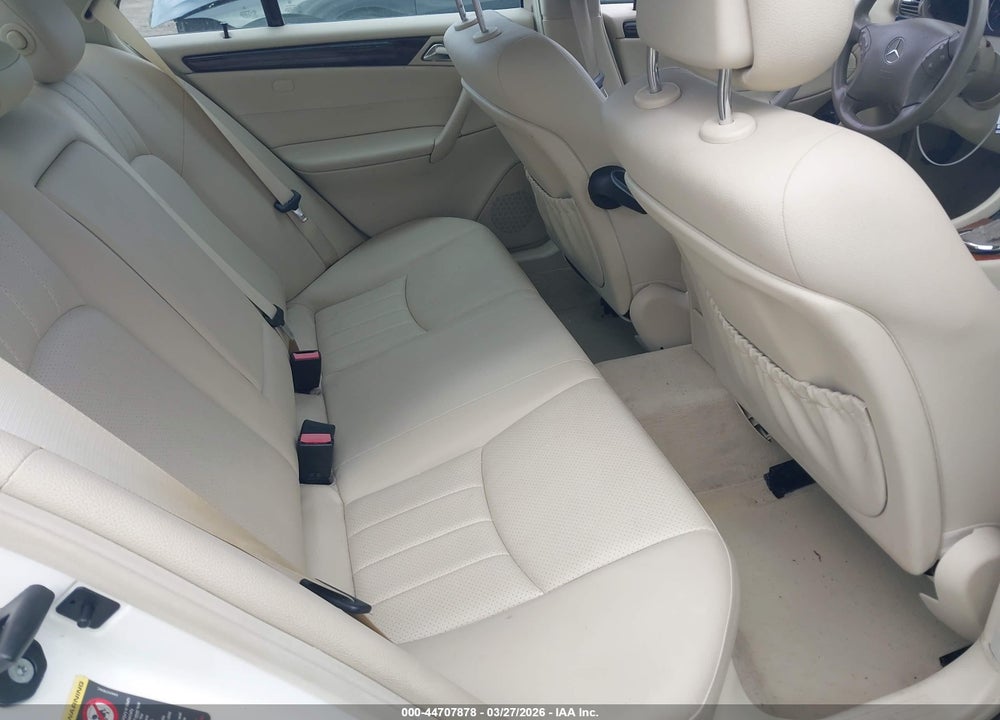 2005 MERCEDES-BENZ C 240 LUXURY VIN: WDBRF61J25A813839