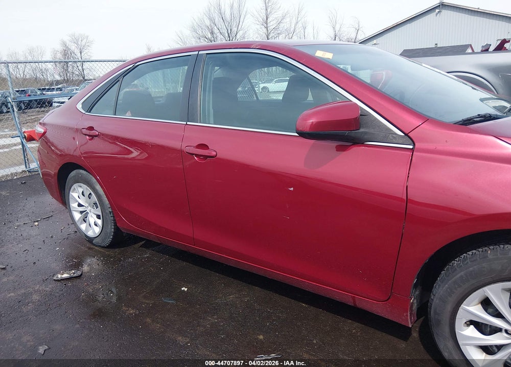 2015 TOYOTA CAMRY HYBRID LE VIN: 4T1BD1FK5FU160125