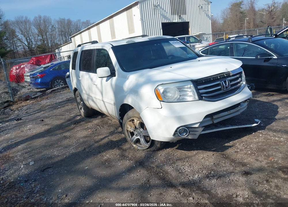 2015 HONDA PILOT EX-L VIN: 5FNYF4H59FB061625