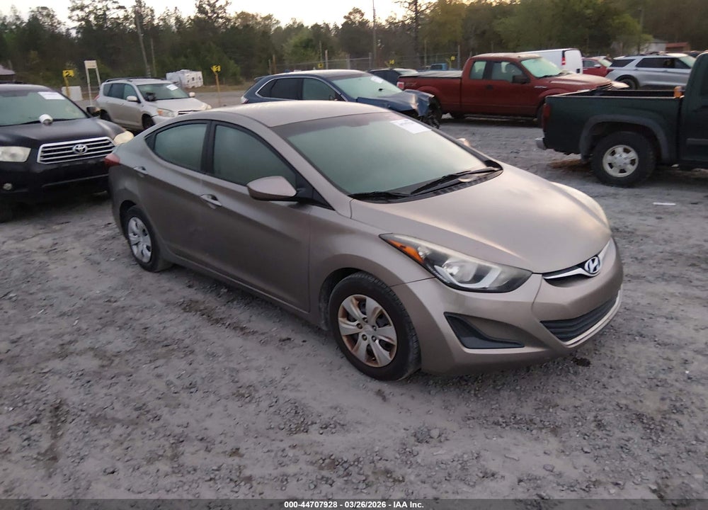 2016 HYUNDAI ELANTRA SE VIN: 5NPDH4AE5GH772468