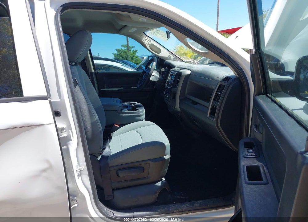 2013 RAM 1500 EXPRESS VIN: 1C6RR6KTXDS519193