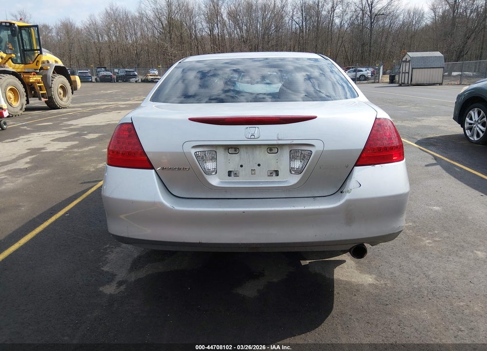 2007 HONDA ACCORD 2.4 LX VIN: 1HGCM56447A049880