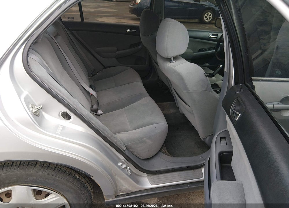 2007 HONDA ACCORD 2.4 LX VIN: 1HGCM56447A049880