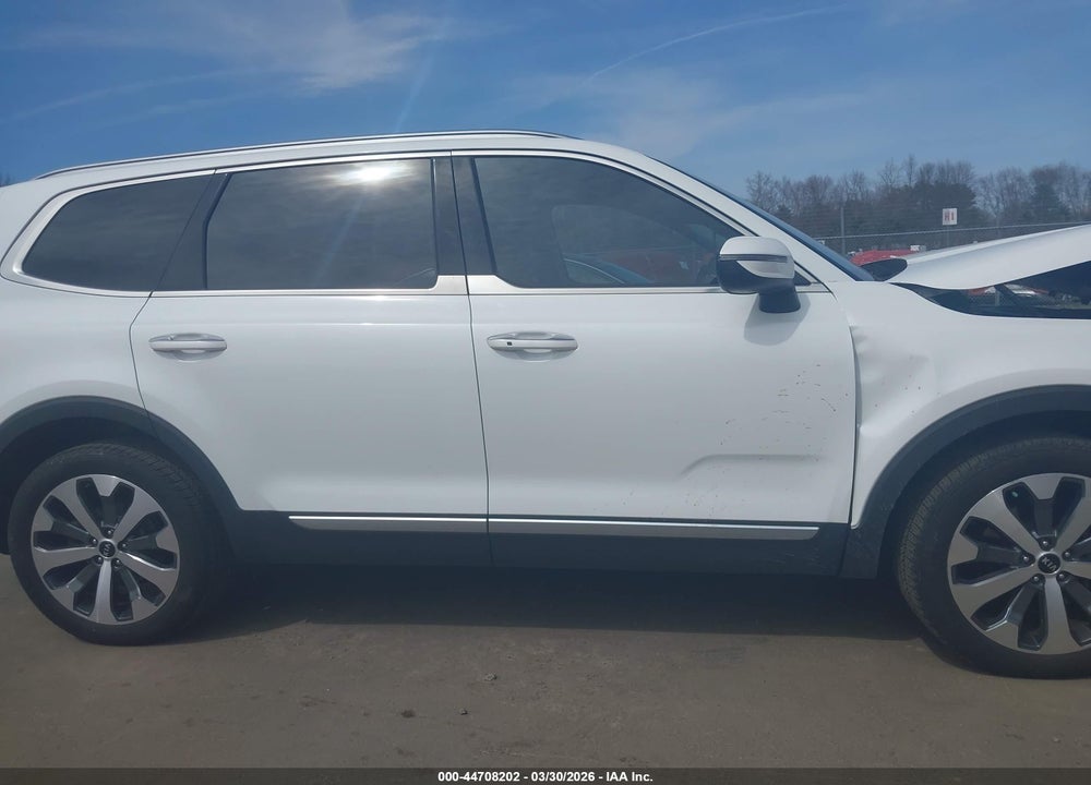 2020 KIA TELLURIDE S VIN: 5XYP6DHC6LG085184