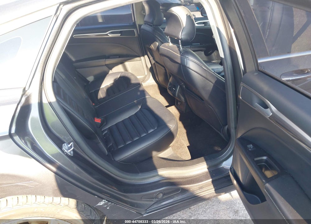 2019 FORD FUSION SEL VIN: 3FA6P0CD0KR119356