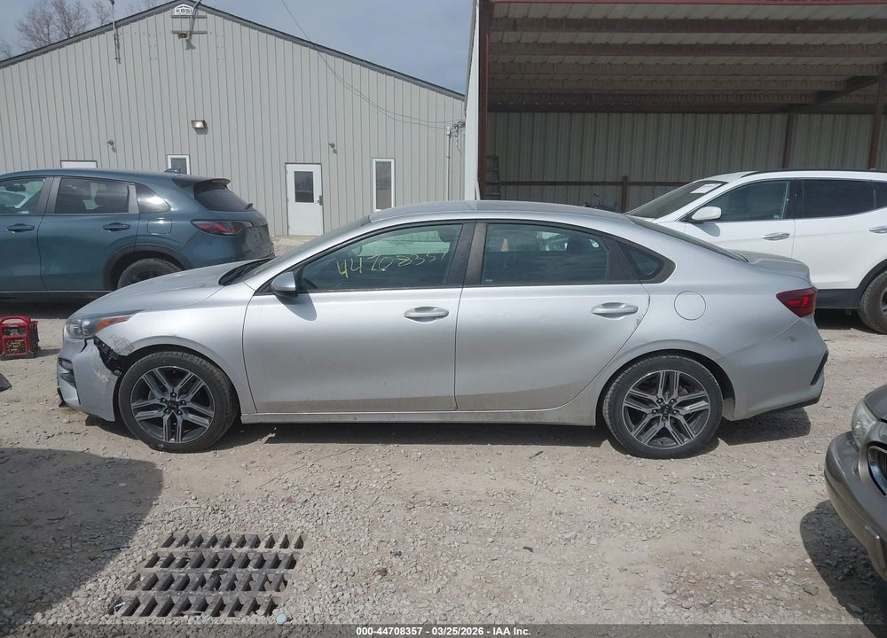 2019 KIA FORTE S VIN: 3KPF34AD4KE131971