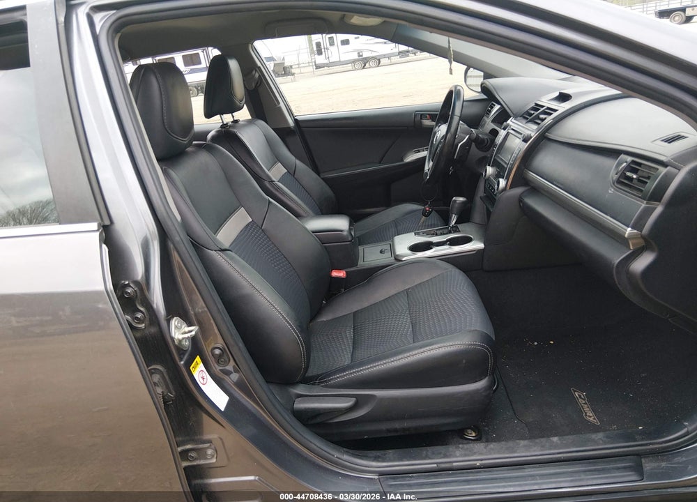 2013 TOYOTA CAMRY SE VIN: 4T1BF1FK0DU298579
