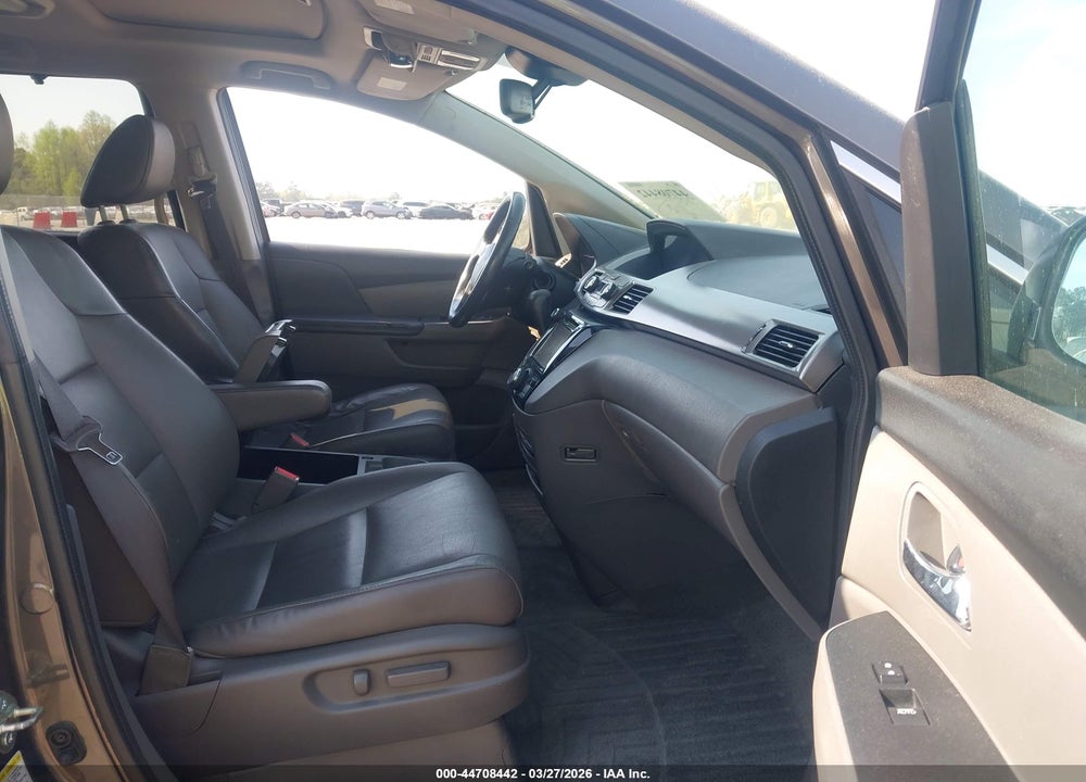 2016 HONDA ODYSSEY EX-L VIN: 5FNRL5H67GB055710