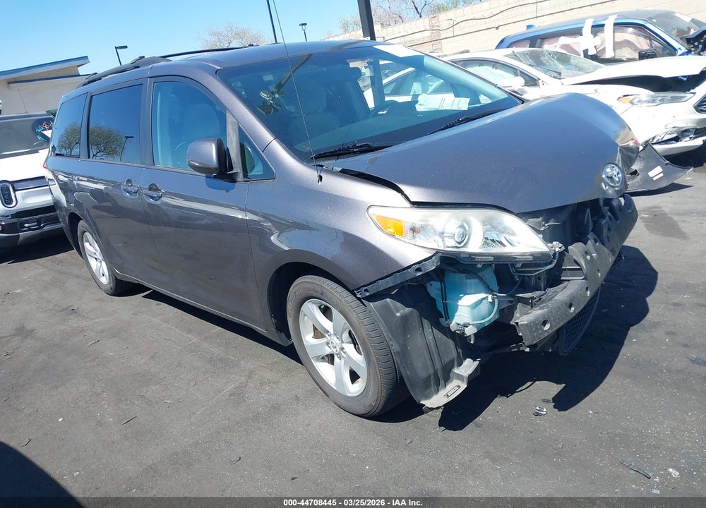 2011 TOYOTA SIENNA LE V6 VIN: 5TDKK3DC6BS053875
