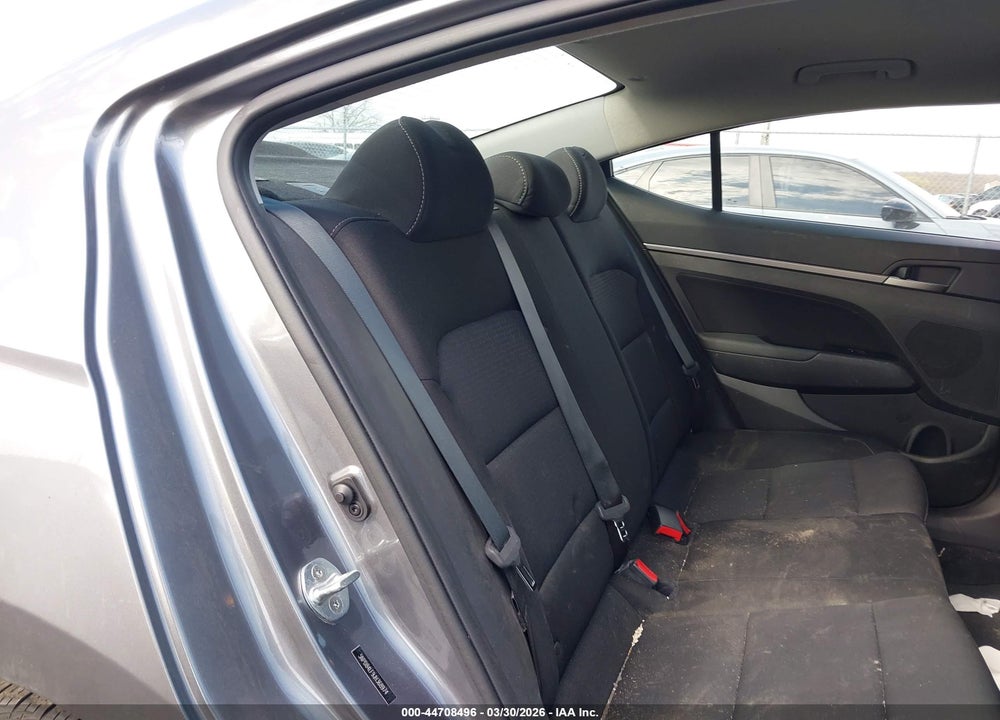 2018 HYUNDAI ELANTRA SEL VIN: 5NPD84LF9JH368974