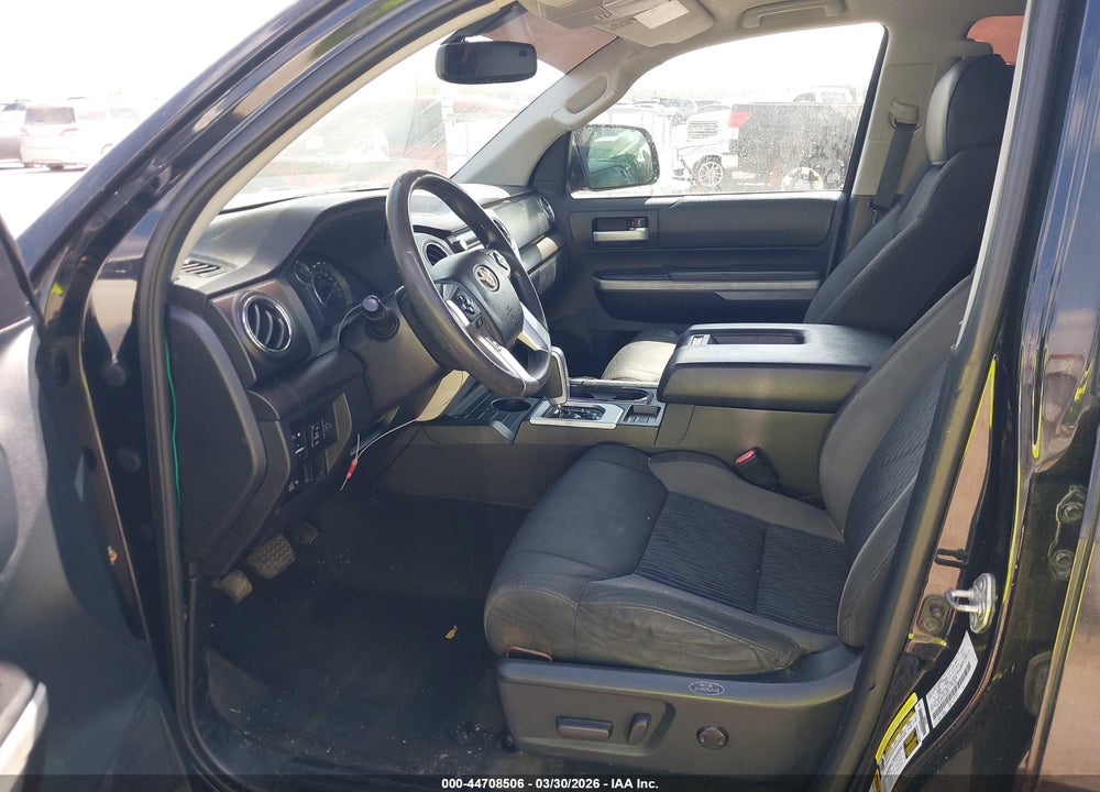 2015 TOYOTA TUNDRA SR5 5.7L V8 VIN: 5TFRY5F11FX185737