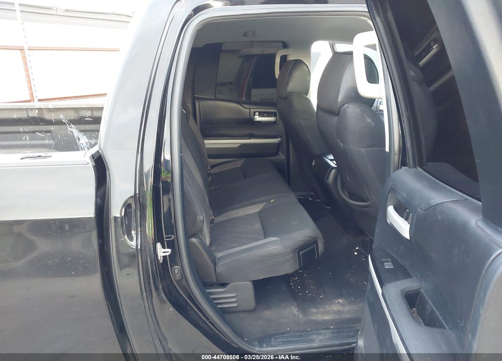 2015 TOYOTA TUNDRA SR5 5.7L V8 VIN: 5TFRY5F11FX185737
