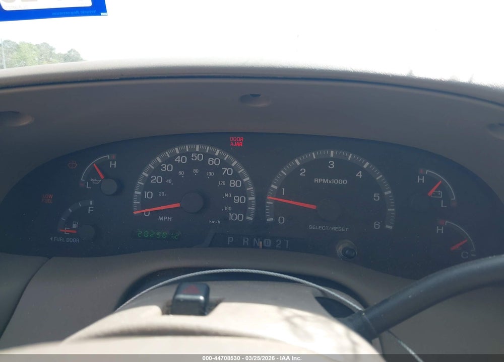 2002 FORD EXPEDITION EDDIE BAUER VIN: 1FMRU17L02LA98252