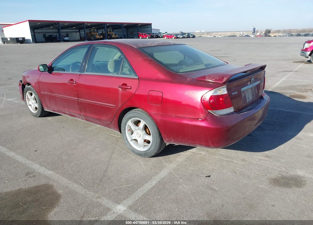 2005 TOYOTA CAMRY LE VIN: 4T1BE32K15U028749