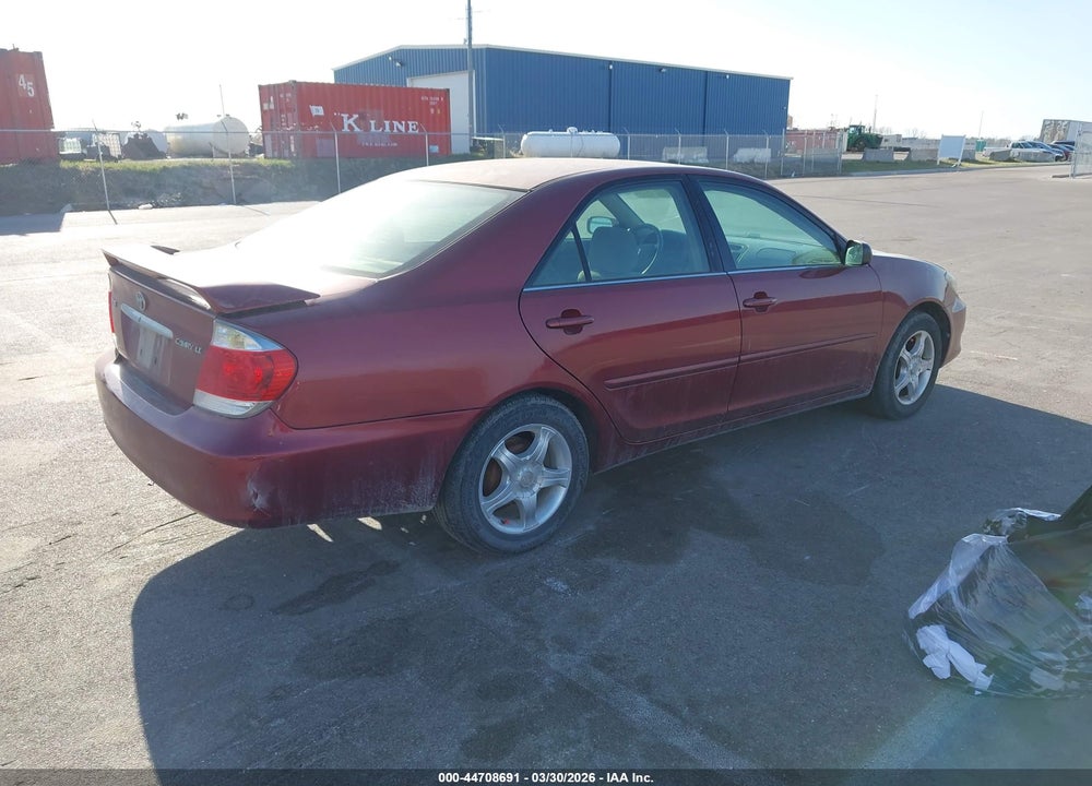 2005 TOYOTA CAMRY LE VIN: 4T1BE32K15U028749