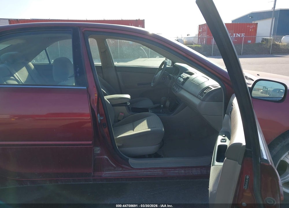 2005 TOYOTA CAMRY LE VIN: 4T1BE32K15U028749