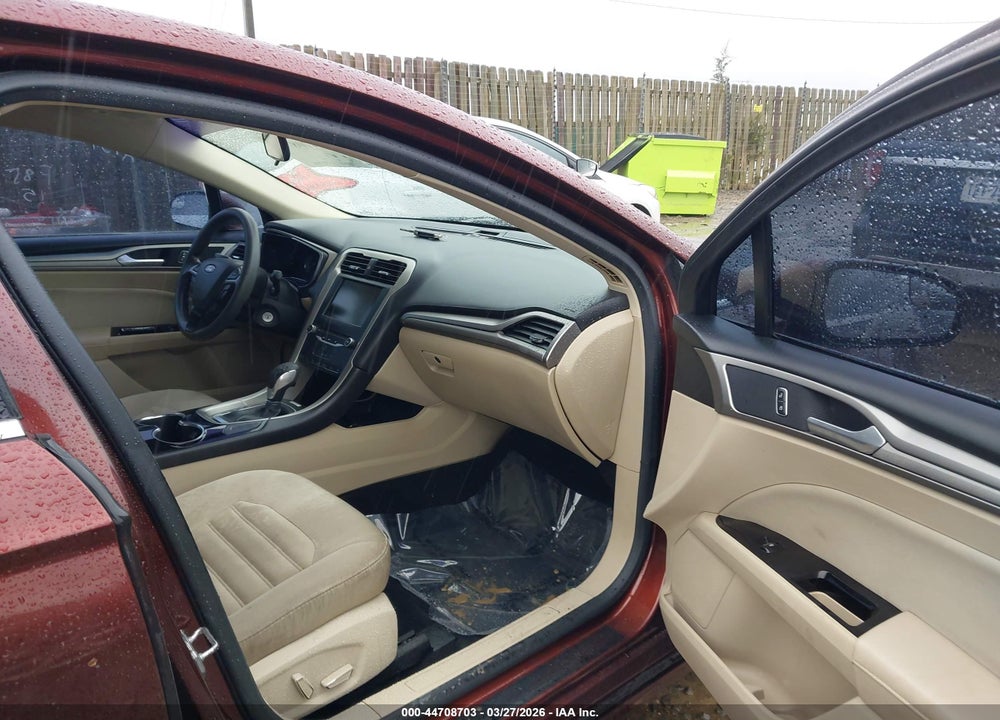 2015 FORD FUSION SE VIN: 3FA6P0HD2FR288969