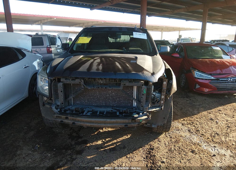 2015 GMC YUKON SLE VIN: 1GKS2AKC0FR739832