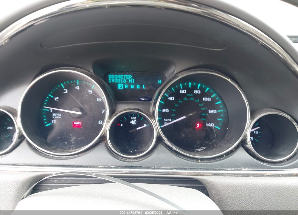 2014 BUICK ENCLAVE CONVENIENCE VIN: 5GAKRAKD1EJ332472