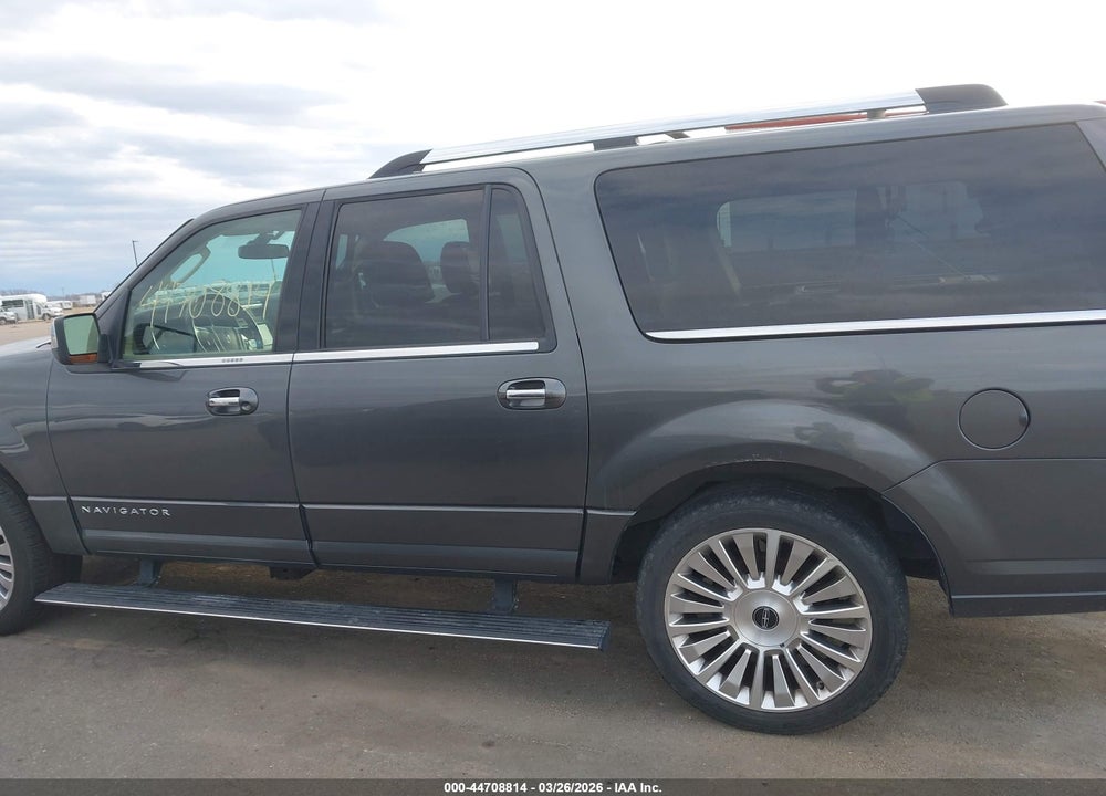 2015 LINCOLN NAVIGATOR L VIN: 5LMJJ3JT6FEJ00149