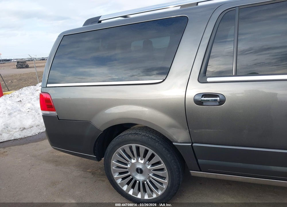 2015 LINCOLN NAVIGATOR L VIN: 5LMJJ3JT6FEJ00149