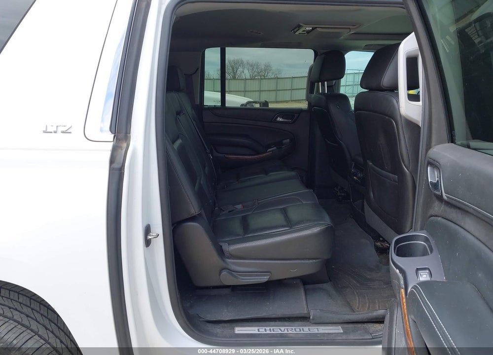 2016 CHEVROLET SUBURBAN LTZ VIN: 1GNSKJKC6GR151499