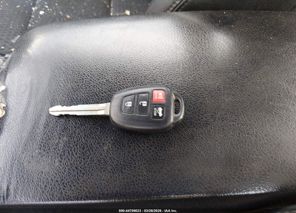 2012 TOYOTA CAMRY SE VIN: 4T1BF1FK7CU015514