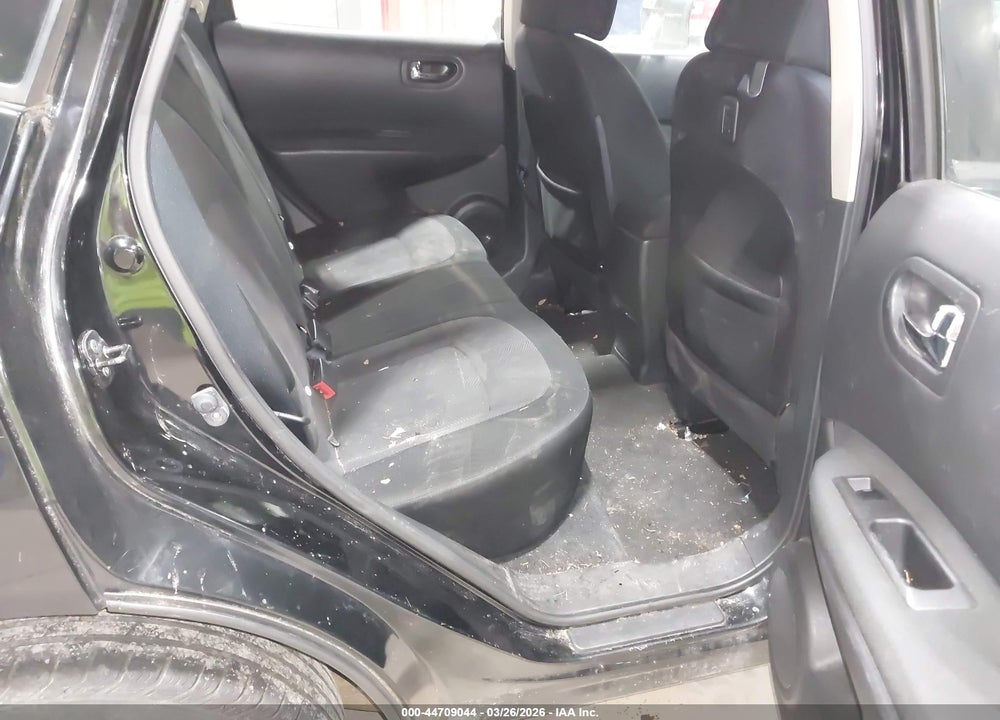 2013 NISSAN ROGUE S VIN: JN8AS5MV1DW612832