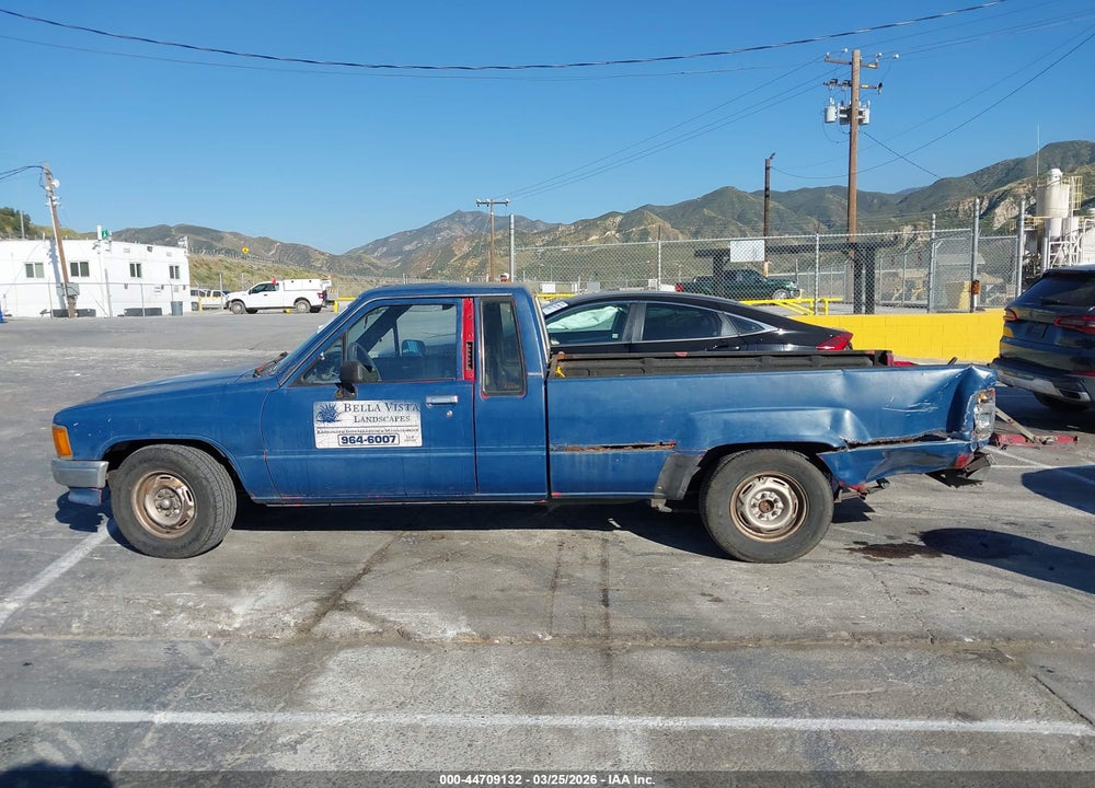 1988 TOYOTA PICKUP XTRACAB RN70 DLX VIN: JT4RN70D2J0050730