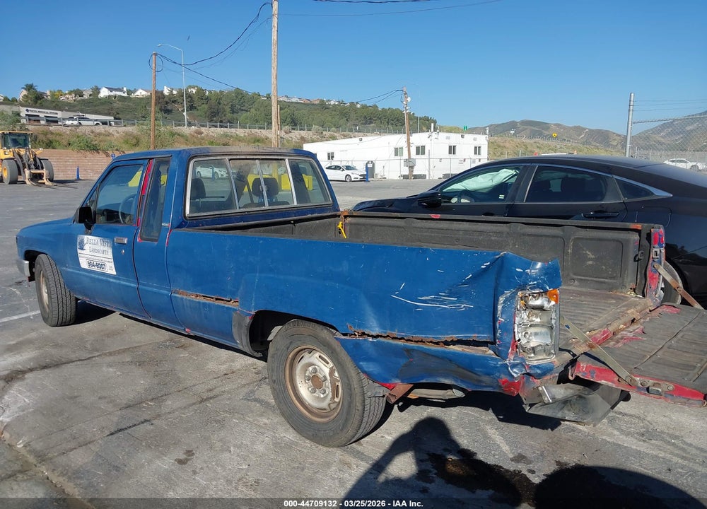 1988 TOYOTA PICKUP XTRACAB RN70 DLX VIN: JT4RN70D2J0050730